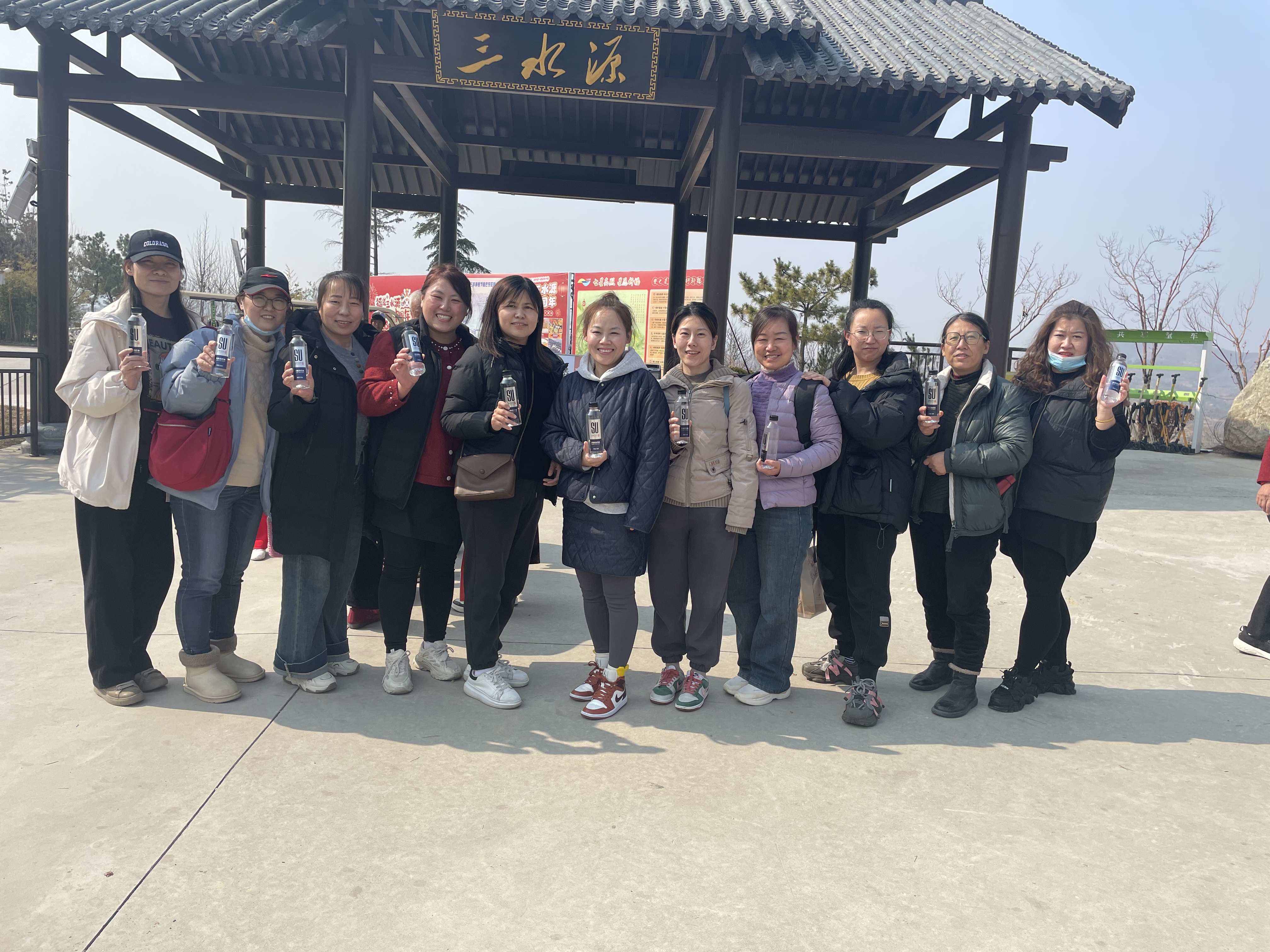 巾帼绽芳华 共赴春日行53