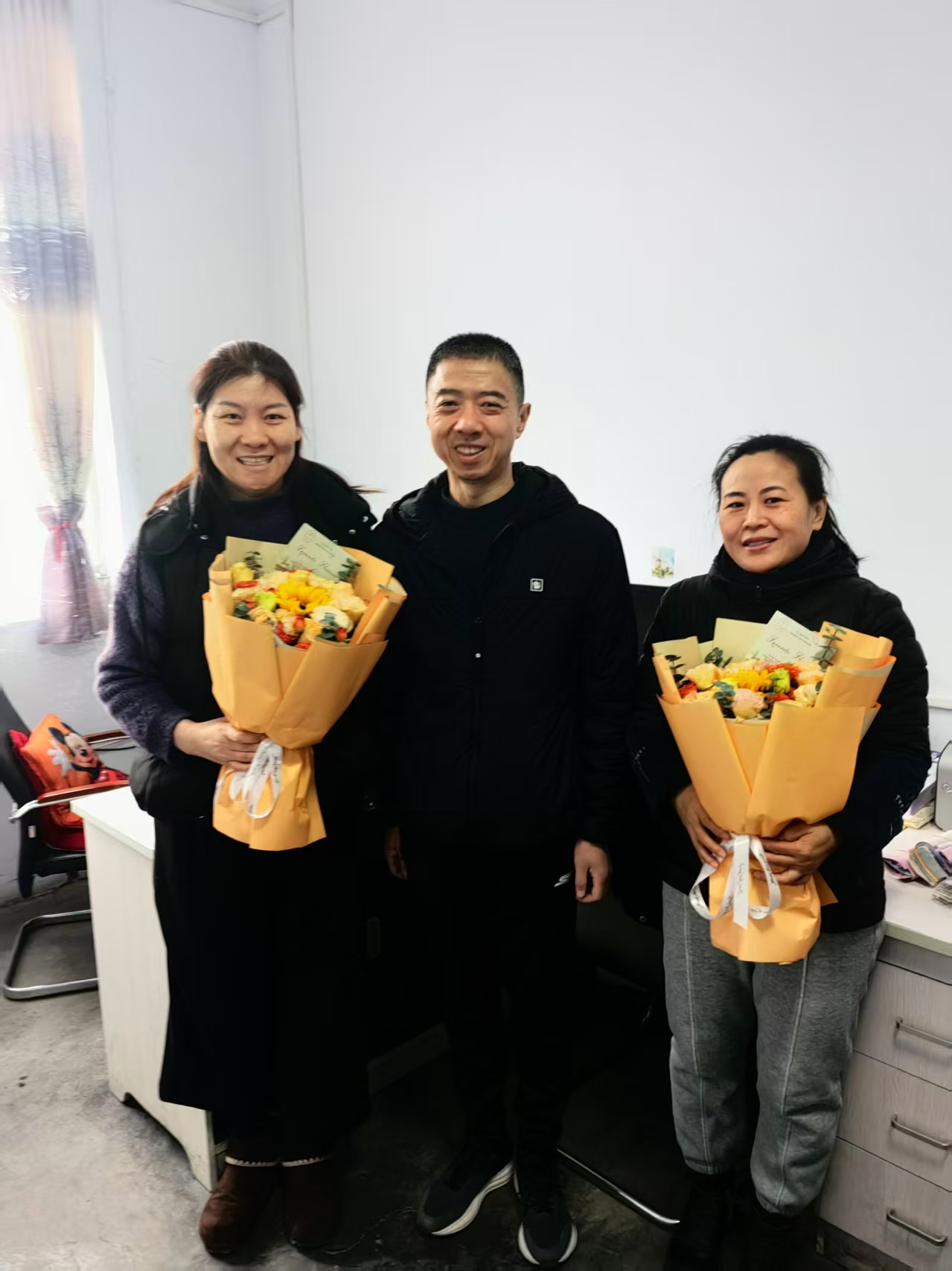 以爱相伴  致敬芳华10